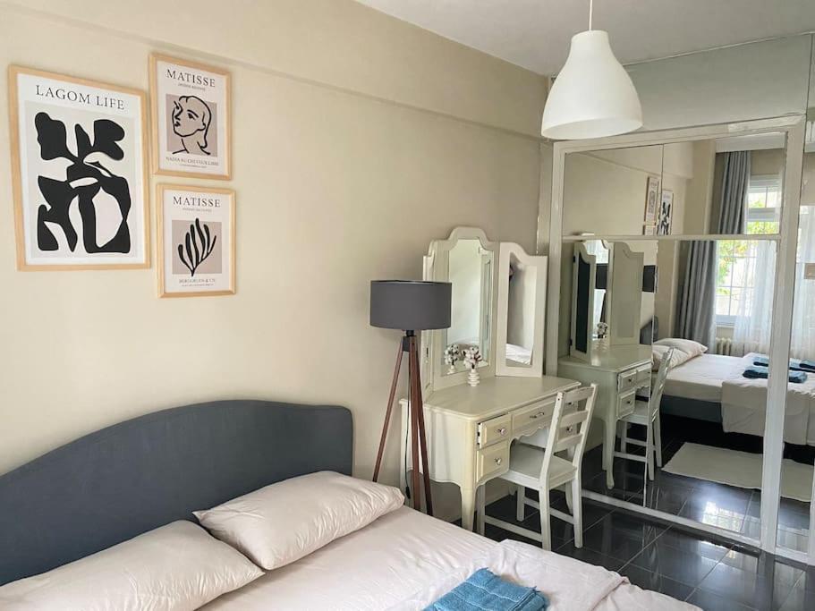 Ferienwohnung Comfy - Spacious Flat On The Kadikoey Seaside Istanbul Exterior foto